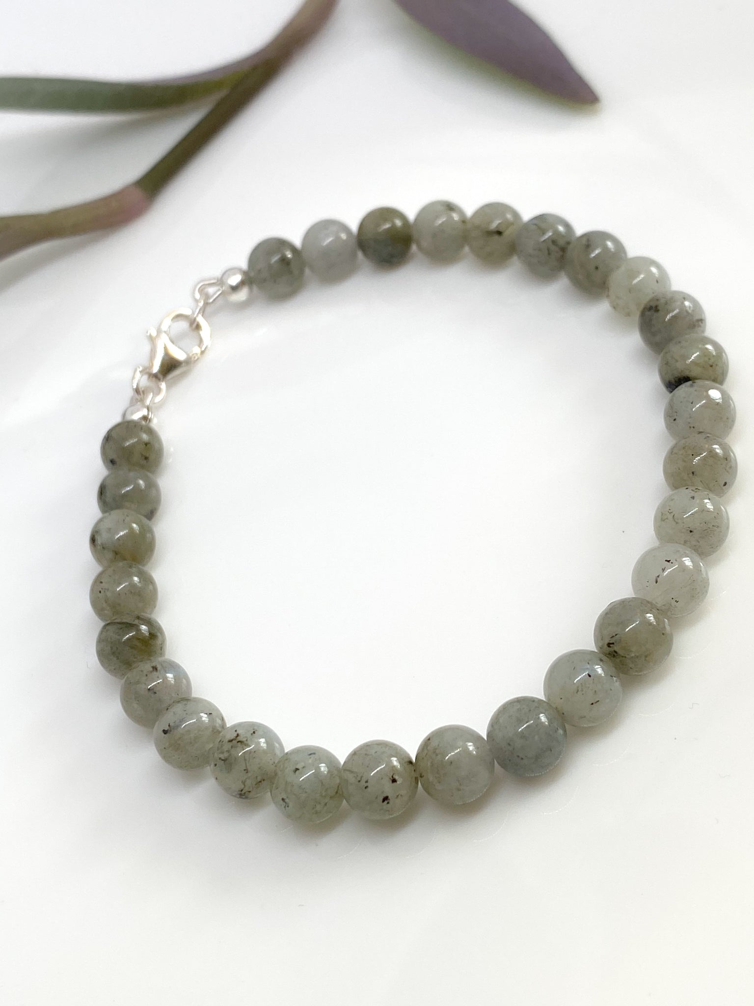 Labradorite and sterling silver handmade bracelet (6mm)