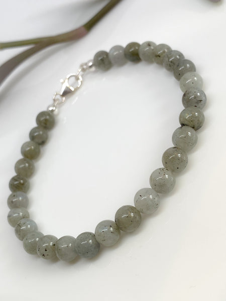 Labradorite and sterling silver handmade bracelet (6mm)